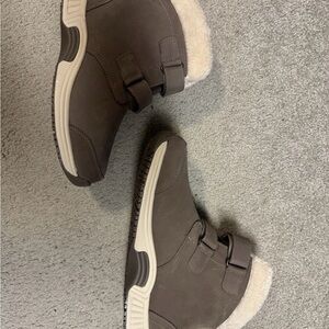 Orthofeet waterproof Taupe Faux Fur Lined Ankle Snow Boots Wide